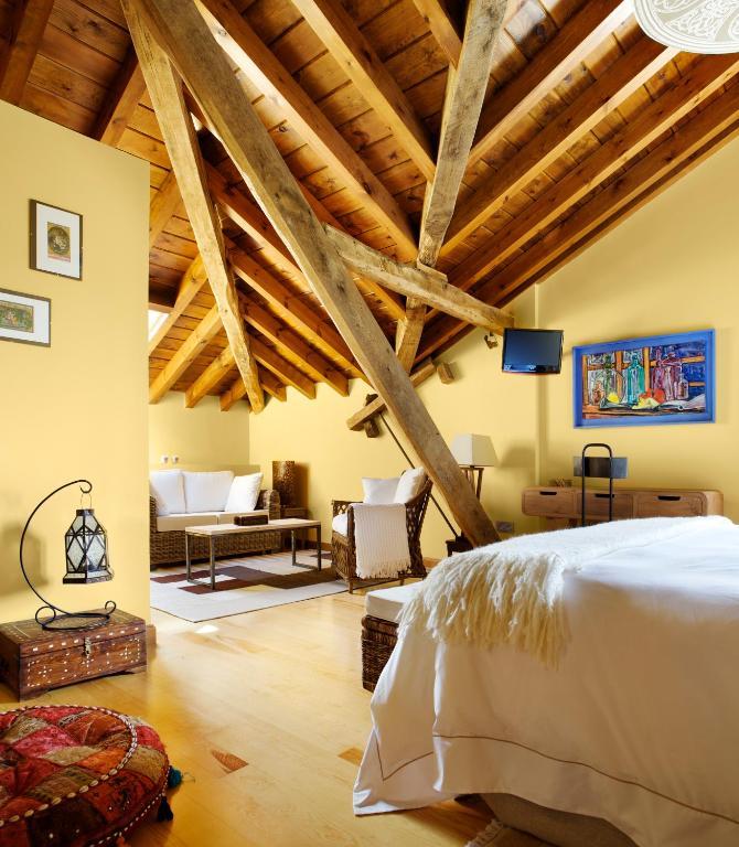 Готель La Casona Del Viajante - Adults Only Villabajo Номер фото